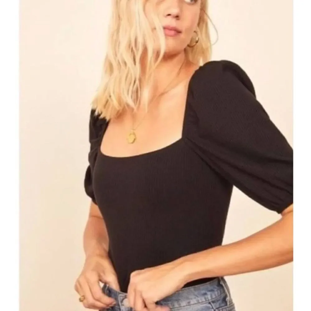 NWOT REFORMATION ROSA BLACK KNIT RIBBED TOP SQUARE NECKLINE PUFF SLEEVES sz Smal